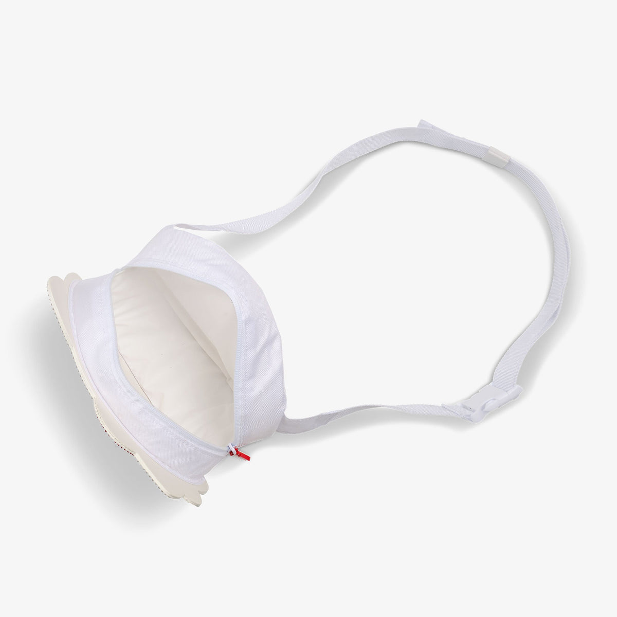 hello-kitty-classic-fanny-pack-m5 00027928-O2_ae2669ba-64a8-48bc-b8c3-bc035c959835.jpg