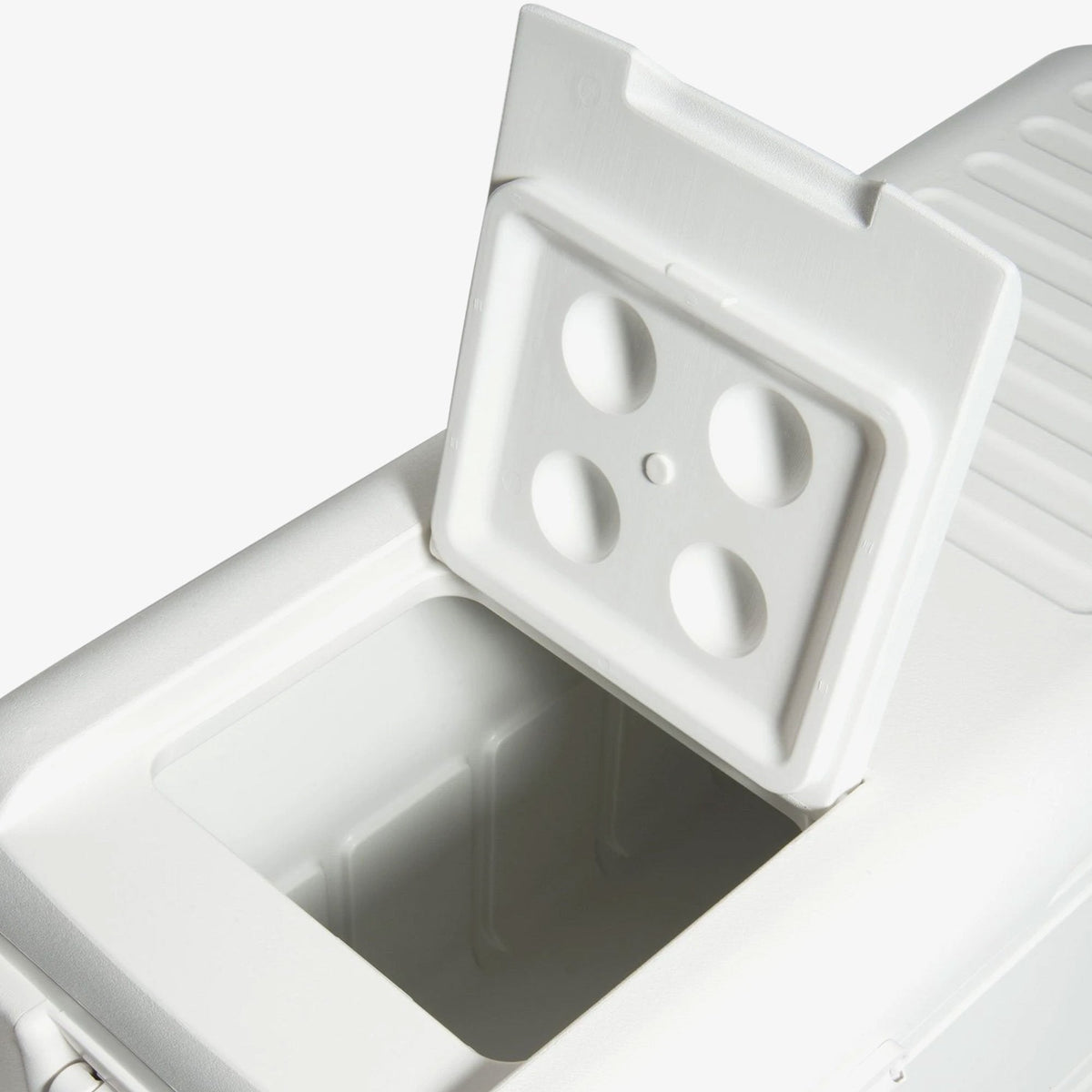 quick-and-cool-150-qt-cooler-l2 00044363-quick-and-cool-150-qt-cooler-cu-open-hatch_2c6197ae-88fc-4867-ad4f-5e48e4b855e0.jpg