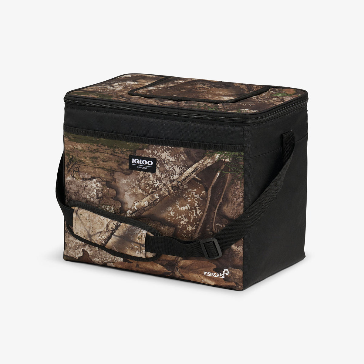 realtree-apx-hlc-28-can-bag-c2 00064354-H1-2025.jpg